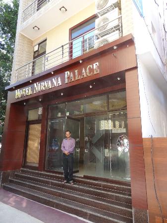 Hotel Nirvana Palace